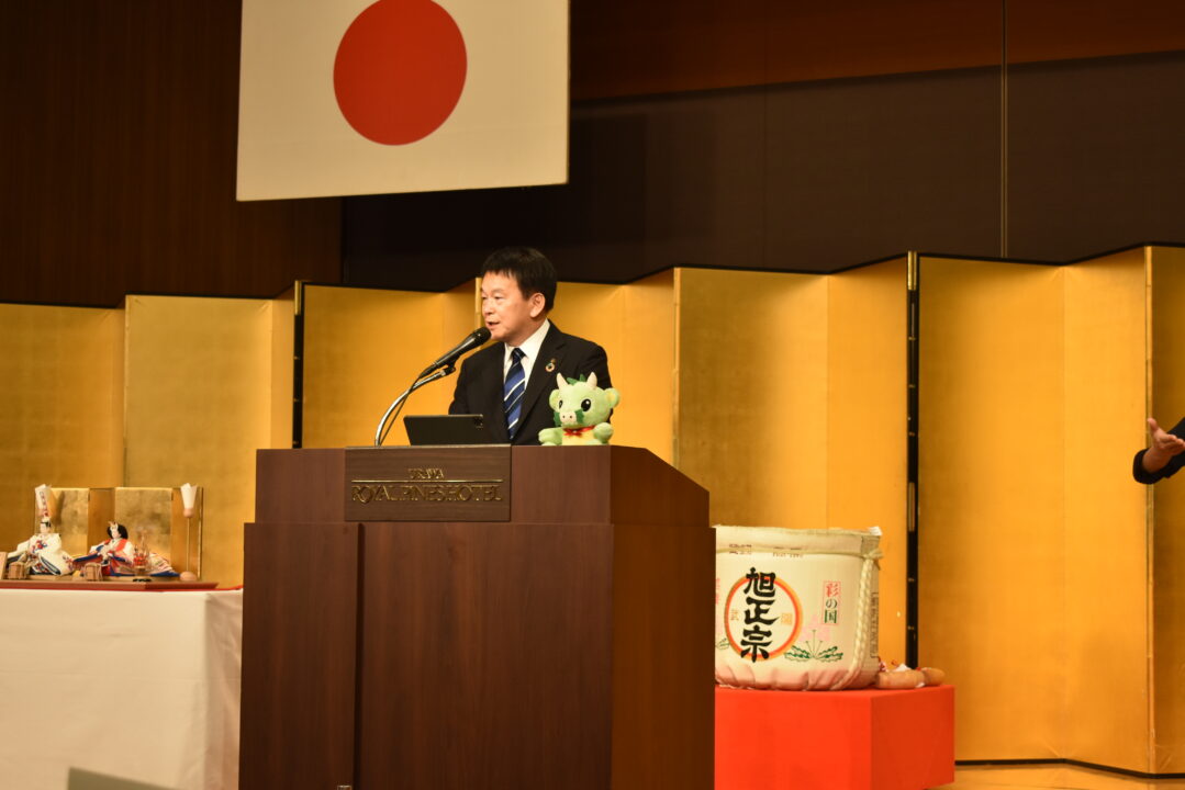 挨拶をする清水勇人 さいたま市長